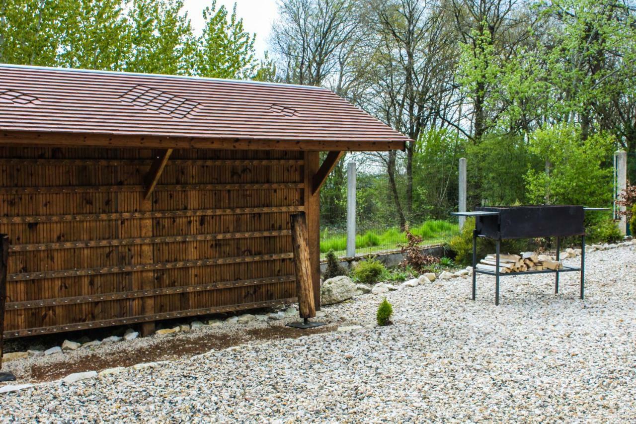 Le Lodge Des Bruyeres Mont-Notre-Dame Екстер'єр фото
